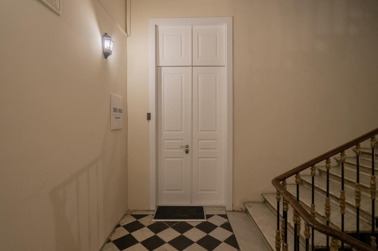 Tiflis Opera Aparthotel Bagian luar foto