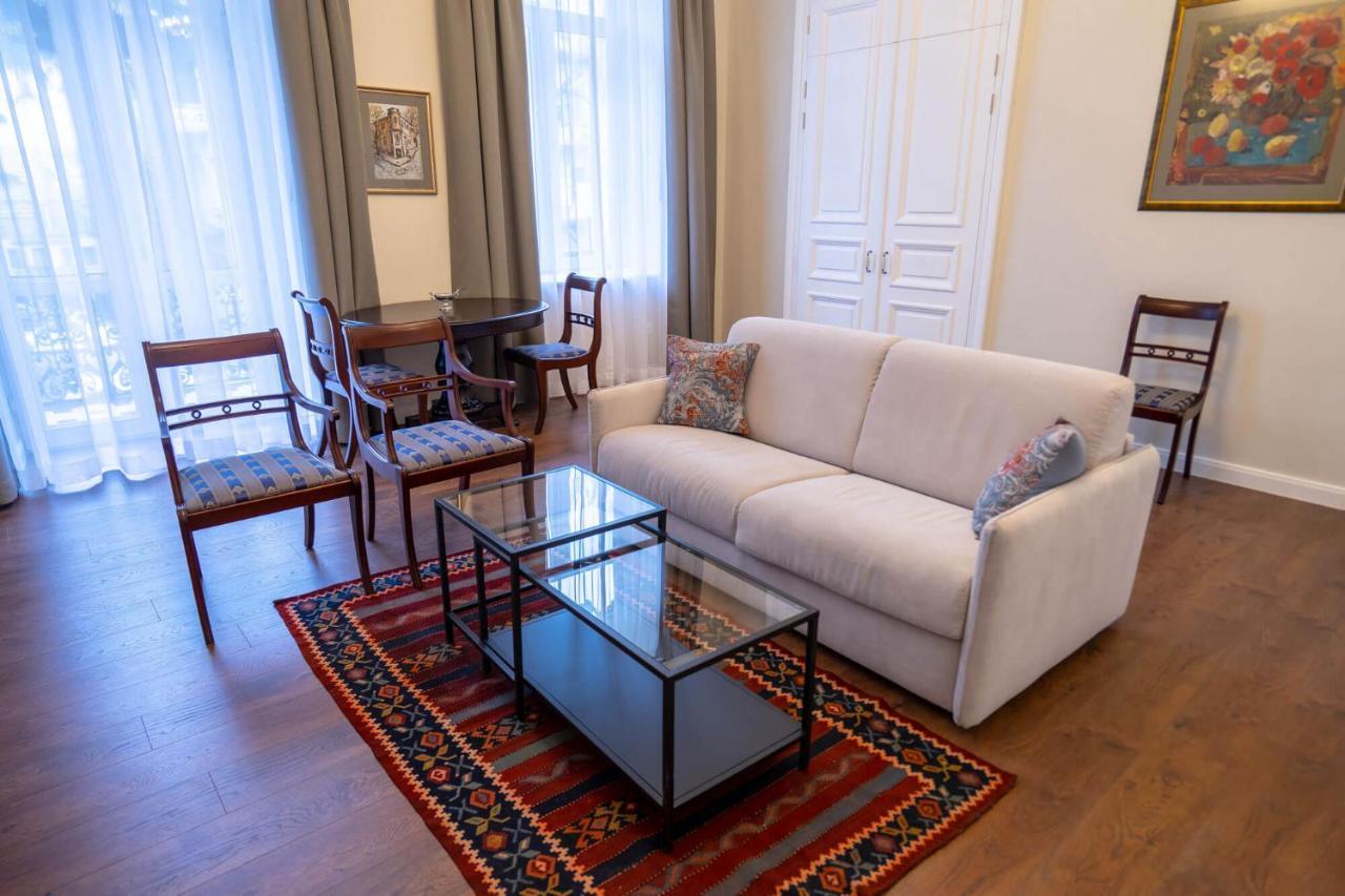 Tiflis Opera Aparthotel Bagian luar foto
