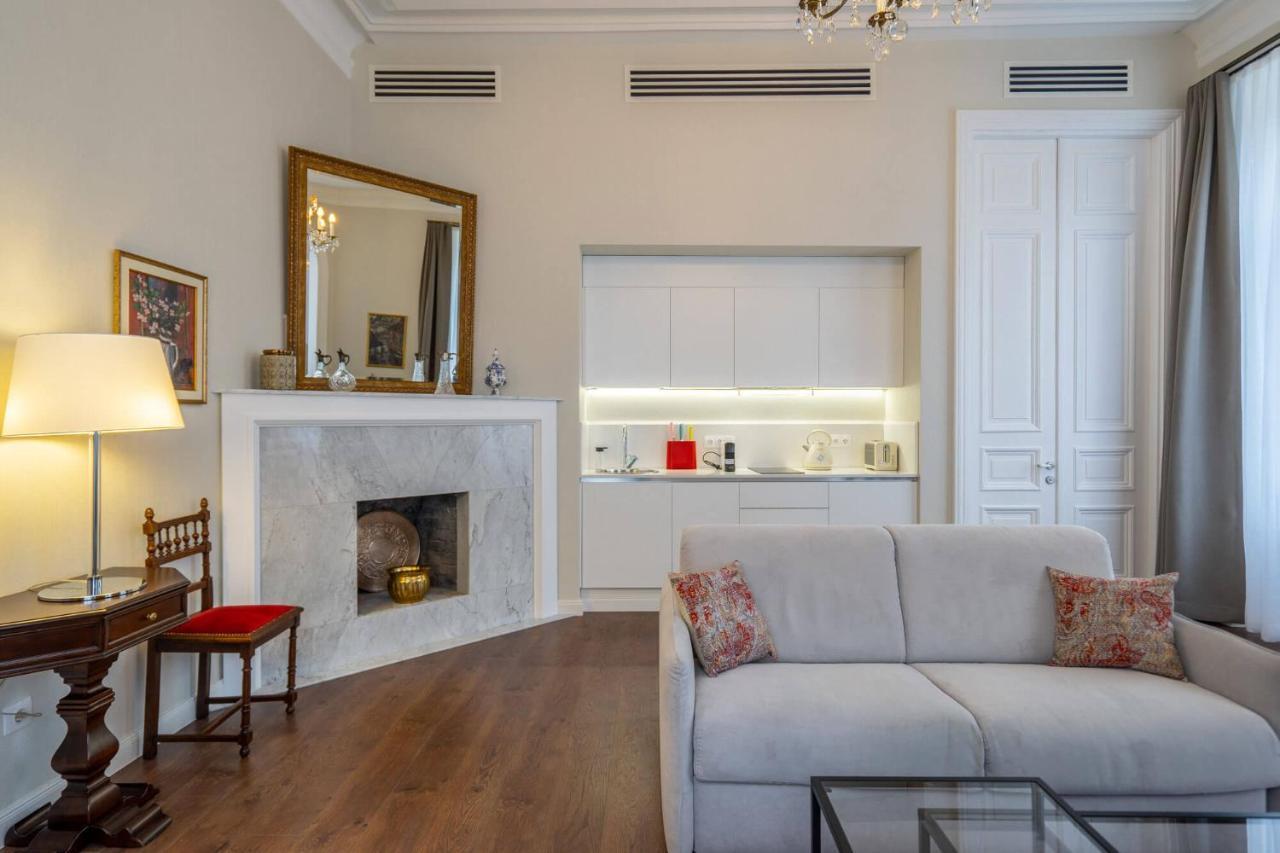 Tiflis Opera Aparthotel Bagian luar foto