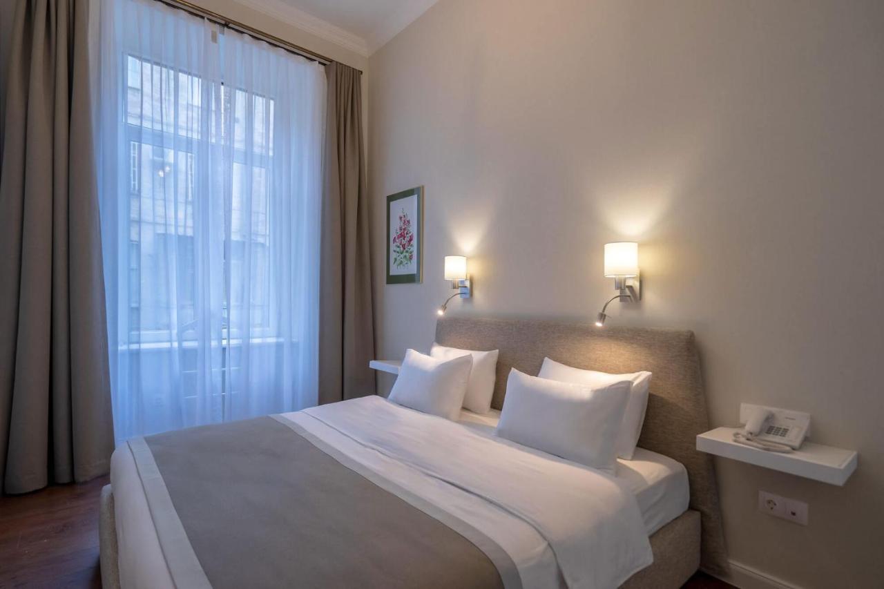 Tiflis Opera Aparthotel Bagian luar foto